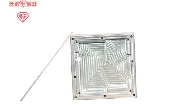 為何鋁合金（jīn）外殼選擇CNC加工方式