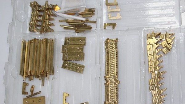 CNC加工鋁合金高光倒角怎樣做出鏡（jìng）麵效果？